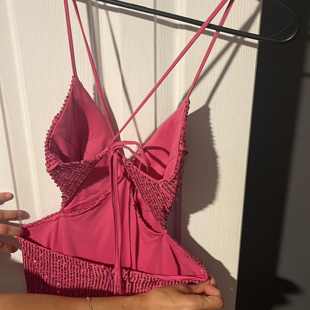 Pink gown - Picture 2 of 3